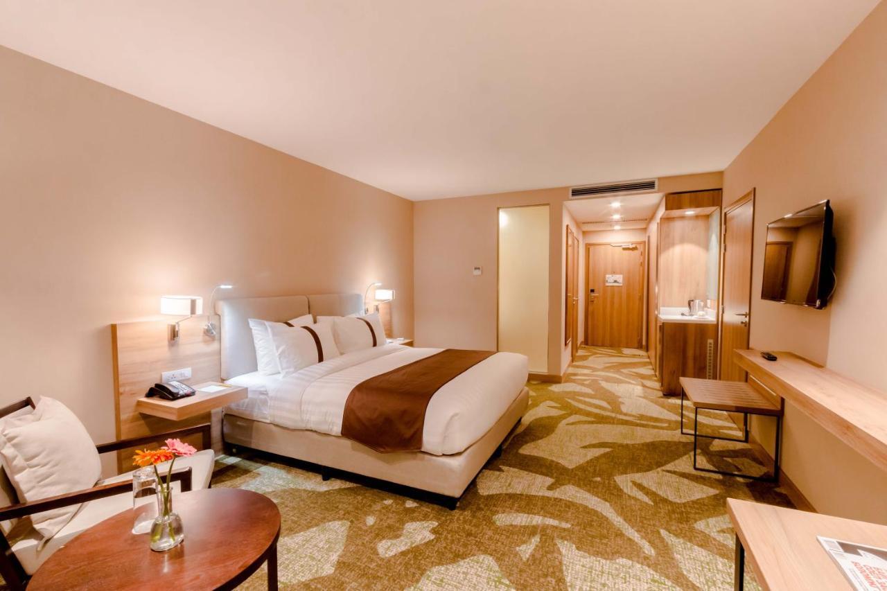 Holiday Inn Ulaanbaatar By Ihg Zewnętrze zdjęcie