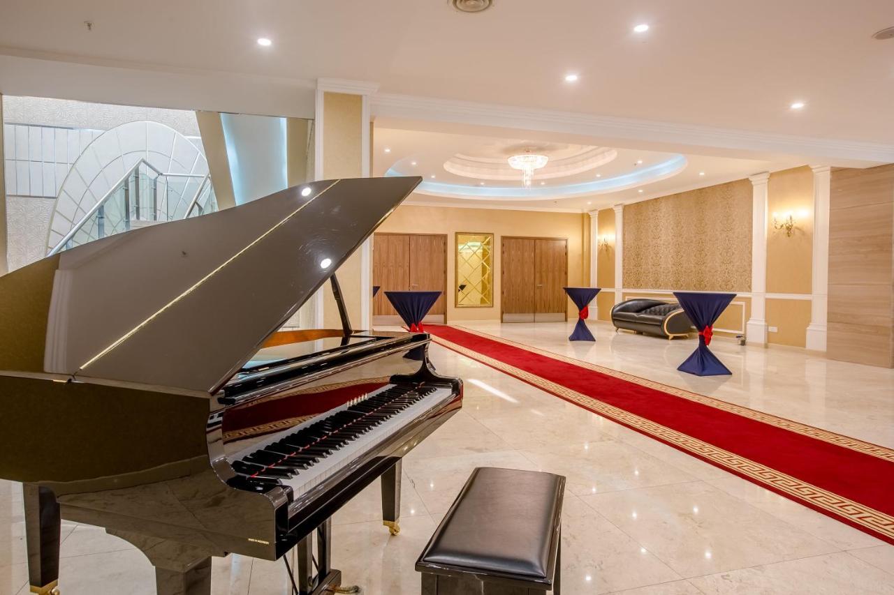Holiday Inn Ulaanbaatar By Ihg Zewnętrze zdjęcie